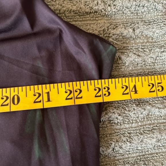 NWOT/ Prettylittlething Plus Multi Printed Cowl Neck Midi Dress - Picture 5 of 5